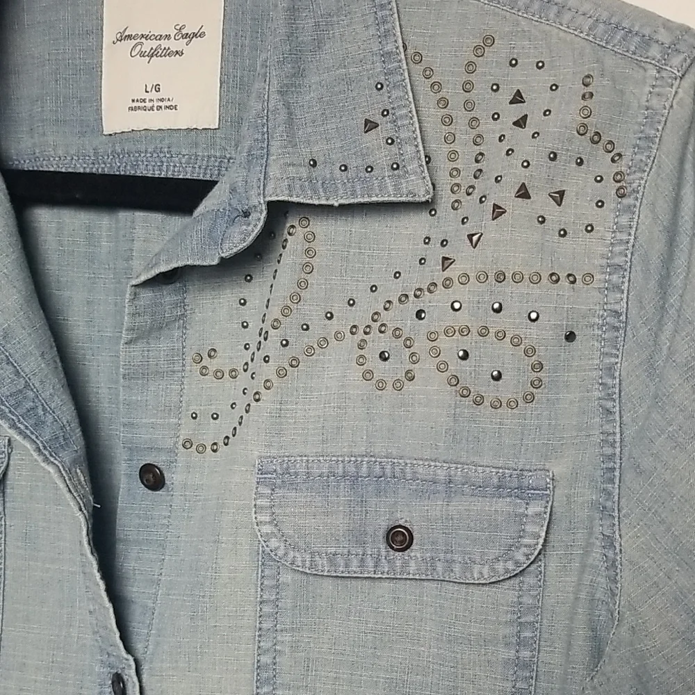 American Eagle Outfitters Chambray Shirt - Picture 3 of 10